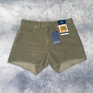 NWT Green Gap Women’s Corduroy Shorts Size 4
